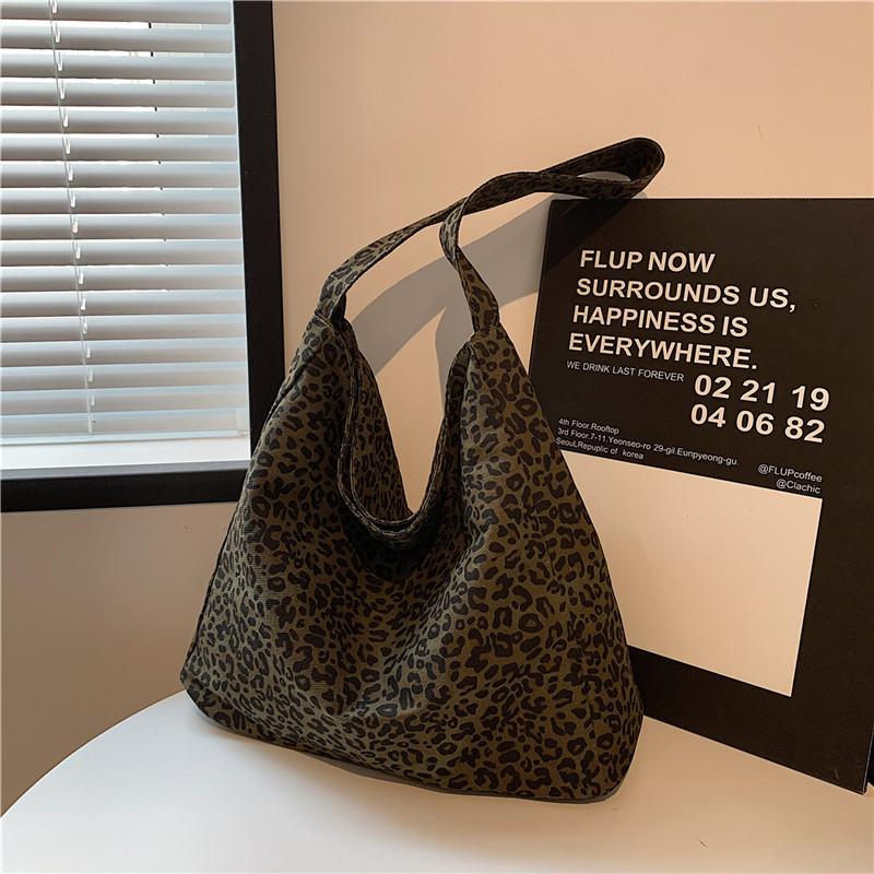 Leopard Print Bag Women's Large Capacity 2025 New Autumn and Winter Leisure Canvas Shoulder Shopping Bag Class Commuter Tote Bag