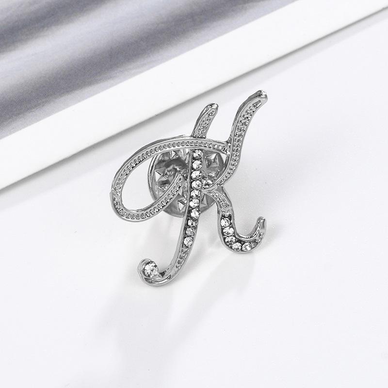 High-Precision Electroplated Vintage Alloy Brooch with Rhinestones