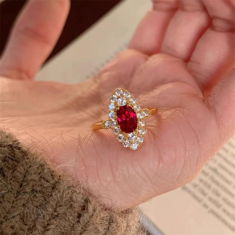 Vintage Court Medieval Style Oval Red Zirconia Rings For Women Fashion New Jewelry Lady Gift Party anillos mujer