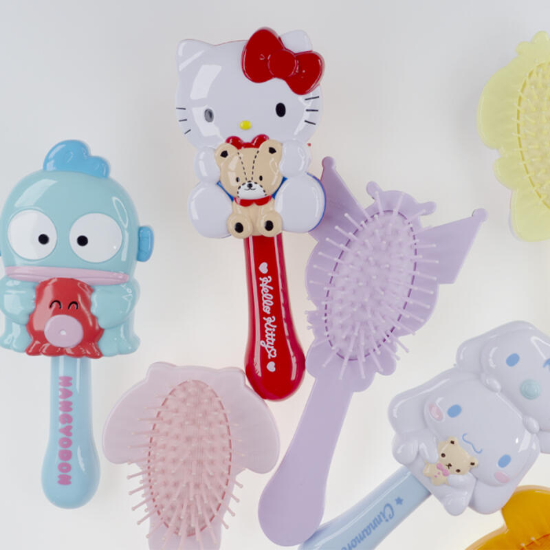 7 видов щеток для волос, расчесок и массажных щеток с персонажами Sanrio