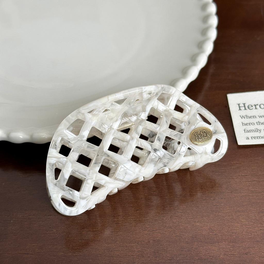 Acetate Chic Handmade Hair Claw Clips For Effortless Updos In Fashionable Colors