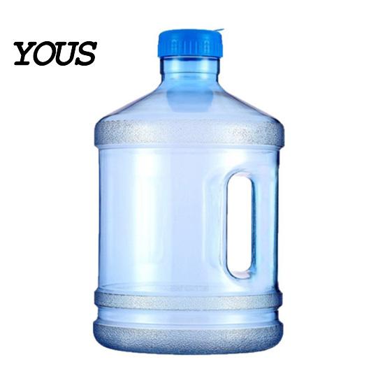 Reusable Beverage Dispenser Jug Water with Handle And Screw Top, 3.78L Capacity Portable Bucket Dispenser, Plastic Bottle for Home Office Easy Carry