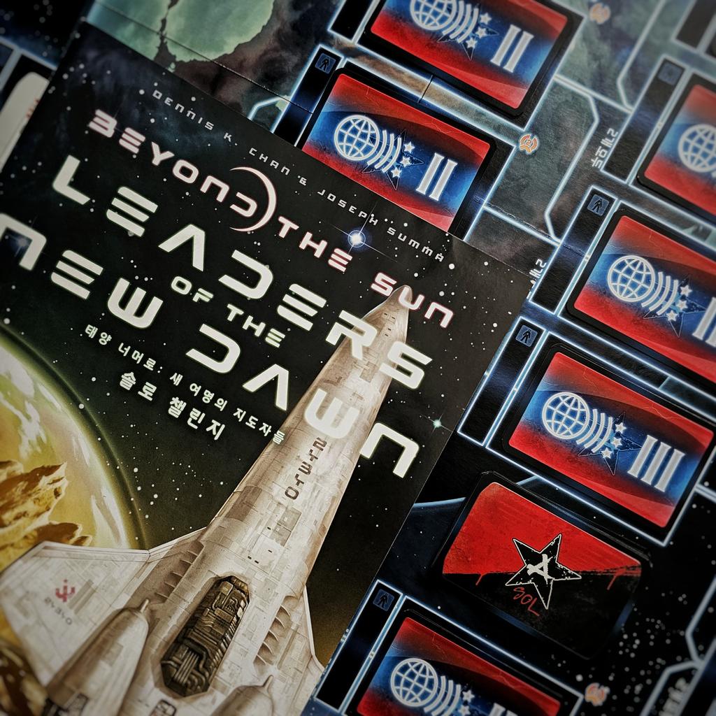 За Солнцем [Дополнение] Лидеры Нового Рассвета Настольная Игра