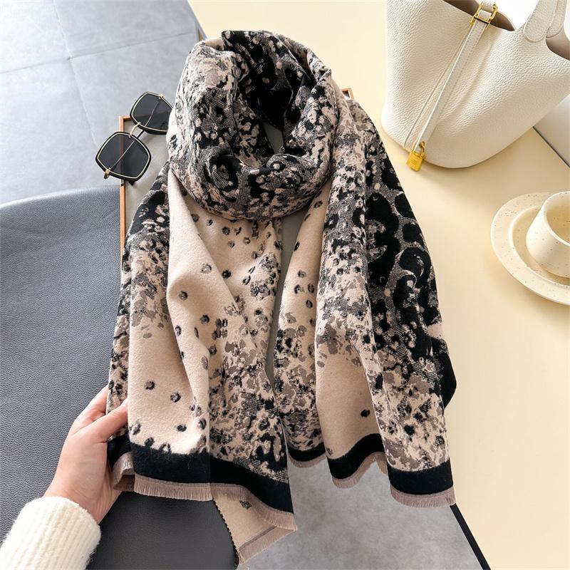 Women Print Cashmere Feel Scarf Shawl Wrap Thick Pashmina Scarf Winter Warm Neckerchief Female Bufanda Tessel Echarpe Blanket