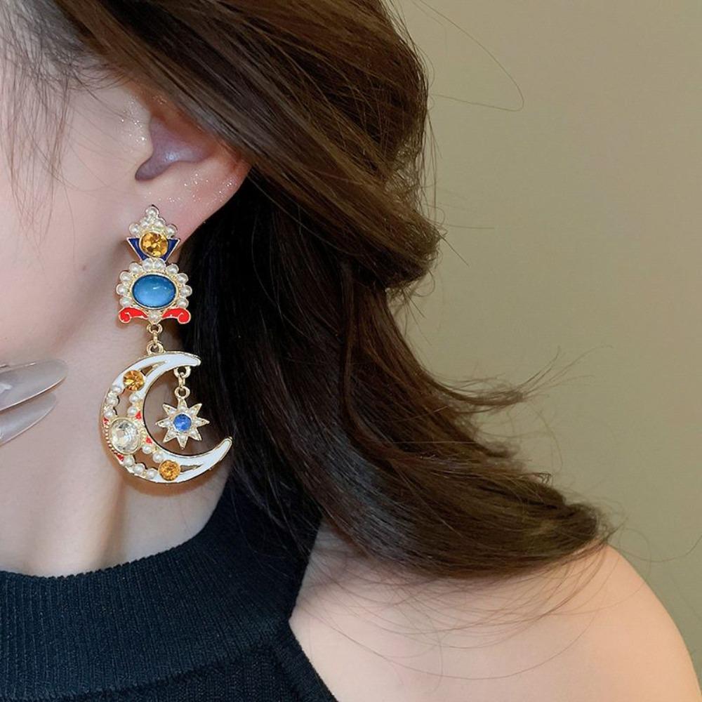 Ear Jewelry Vintage Earrings Women Light Luxury Moon Stud Earrings Star Pendant Earrings Gift