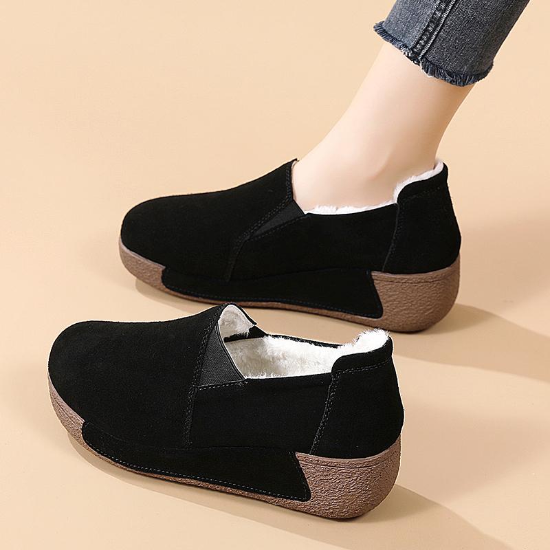 Женские мокасины на платформе Зимние теплые меховые кожаные туфли Женские туфли на толстой подошве Slip on для увеличения роста