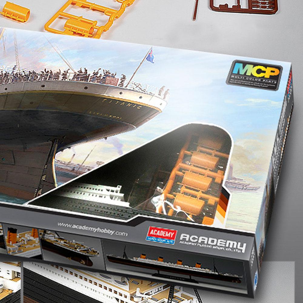 Academy 1/700 Titanic LED Version Painted Plastic Model R.M.S TITANIC (MCP)