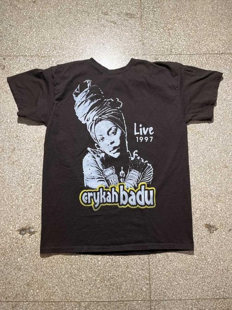 Vtg Erykah Badu rock concert short sleeve dark chocolate color shirt KV39722