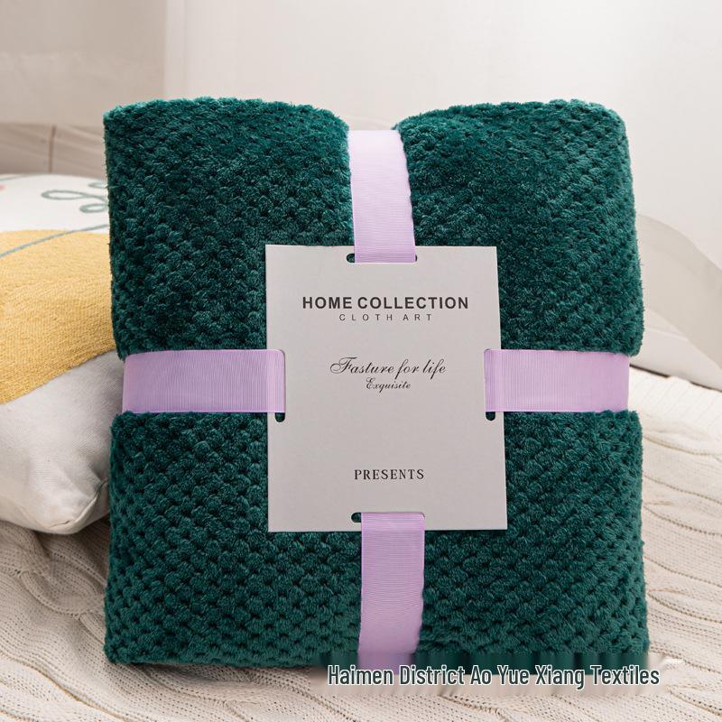 Class A Thick Merbau Winter Flannel Blanket - Nap, Sofa, or Air Conditioning Blanket - Perfect Gift.