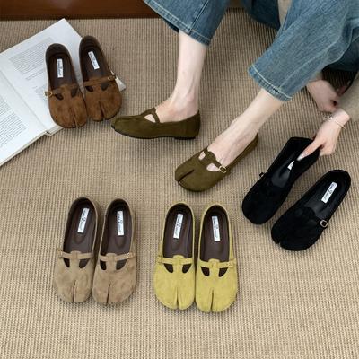 Ретро Мори нишевые туфли с раздвоенным носком и круглым носком на плоской подошве, женские замшевые туфли-лодочки с одним ремешком, французский темперамент, копытца, бабушкины туфли, осень