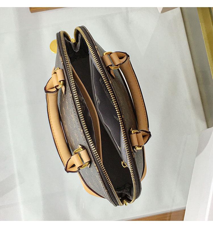 High-End Vintage Monogram Shell Crossbody: 2025 Influencer Chic Colorblock Handbag