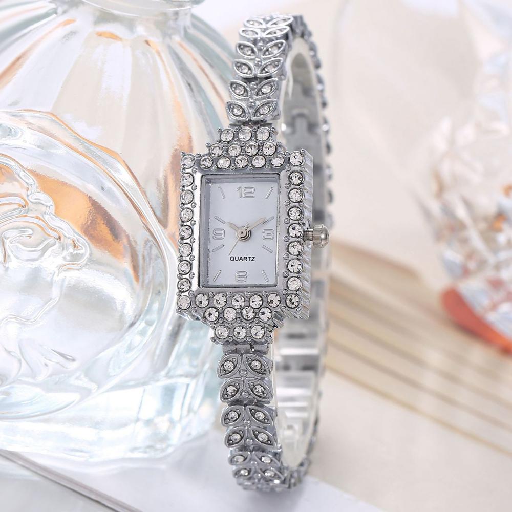 New Women's Watches Fashion Simple Square Watch Women Small Bracelet Watch Diamond Set Women Quartz Watch Relogio Feminino Clock