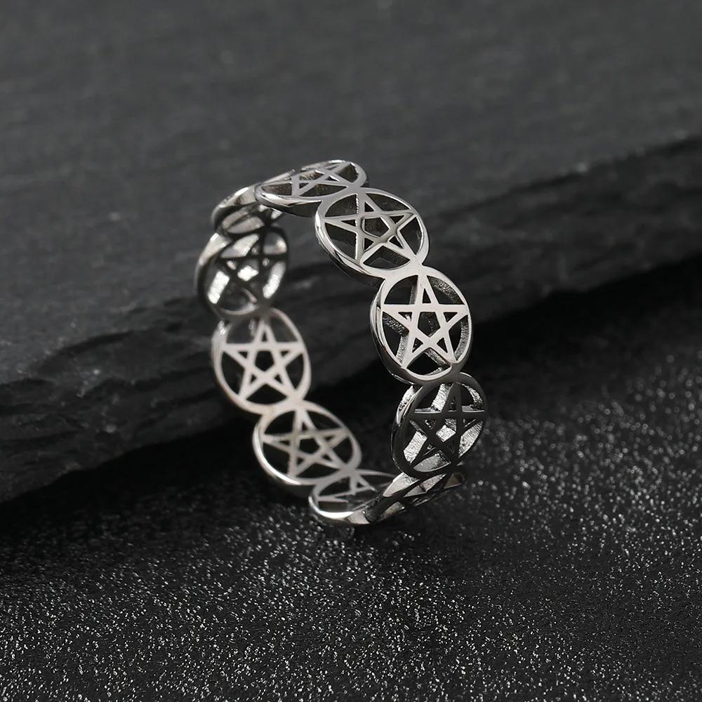 YILUOCD Stainless Steel Pentacle Ring Geometric Pentagram Ring for Women Wicca Protection Amulet Hollow Star Christmas Jewelry