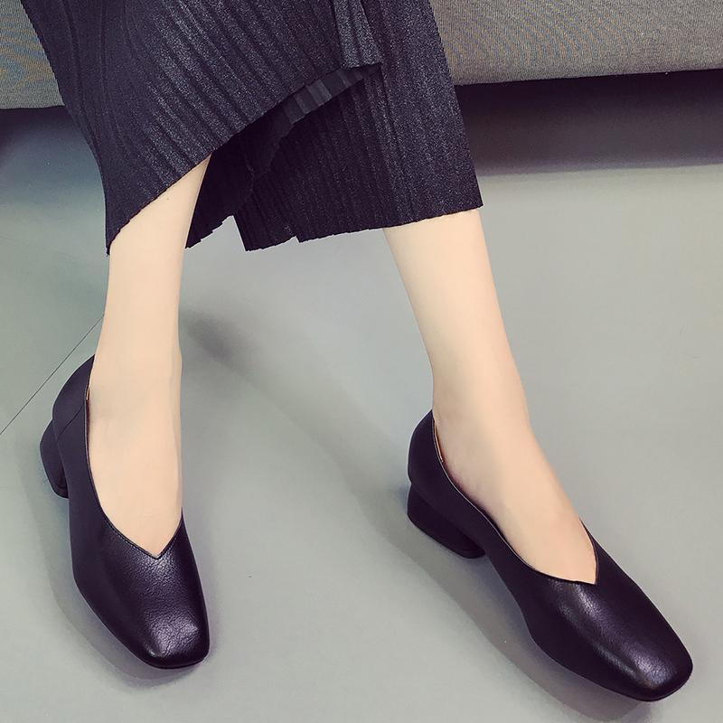 2024 модная нескользящая обувь на низком каблуке, женская летняя и осенняя повседневная кожаная обувь с квадратным носком, простая обувь с неглубоким носком