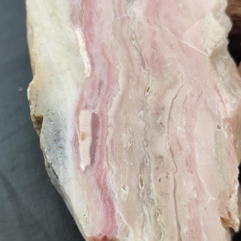 Необработанный розовый родохрозит, необработанный драгоценный камень родохрозит, необработанная партия необработанного драгоценного камня, необработанный большой размер.