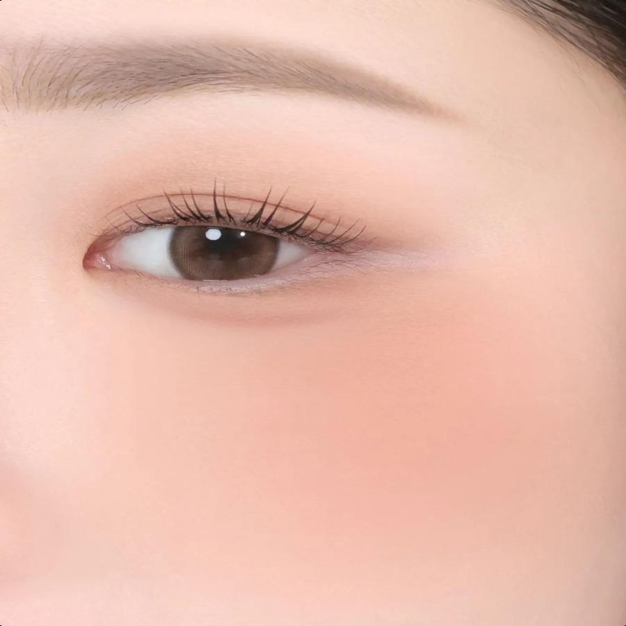 Палетка теней для век LUMMIR Light On Eyes (8 вариантов)