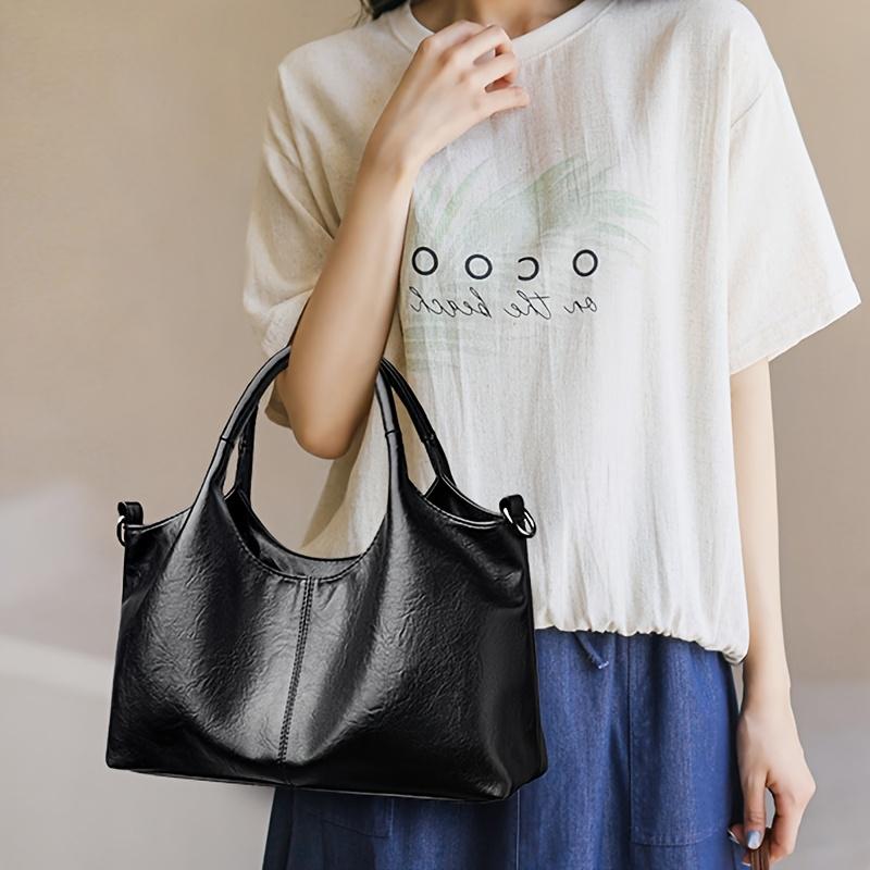 Retro women's shoulder bag, stylish and lightweight gift bag for women, casual, portable, practical travel crossbody bag for women.