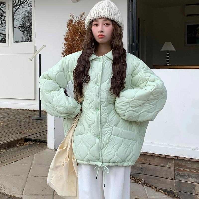 Ромбовидный хлопок Женская корейская зимняя одежда Ретро Куртка большого размера Хлебная одежда Свободная стелька Овечья шерсть Женская