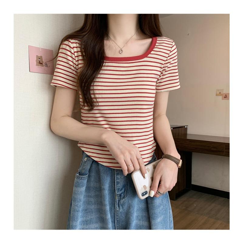 Striped Design and Salt-like U-neck Contrasting Color New Slim Short-sleeved T-shirt for Women Loose and Slim Hong Kong Style