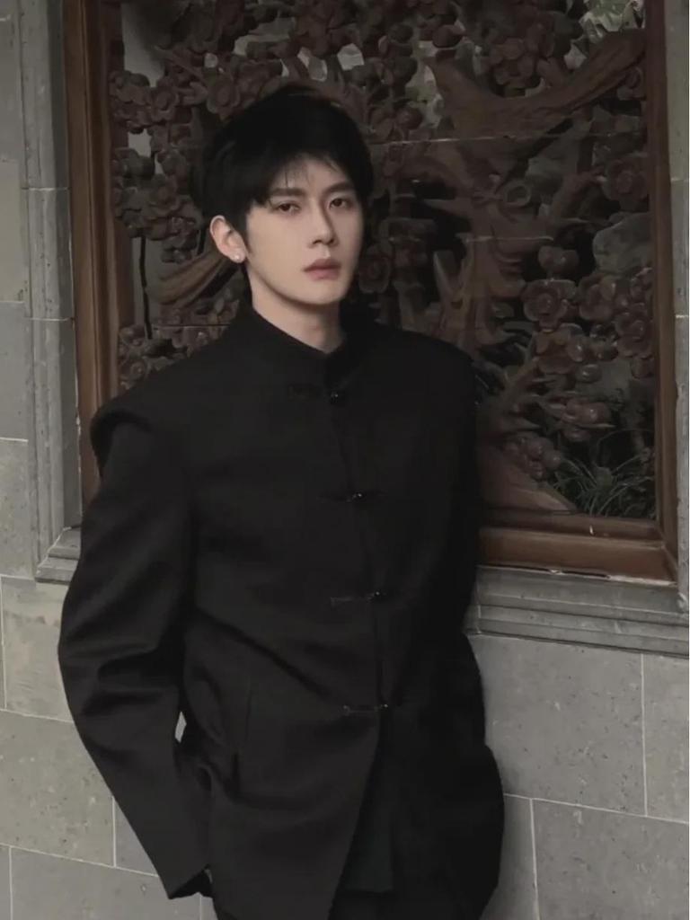 Стильный мужской костюм Чжуншань: Высококачественная, элегантная, повседневная куртка в китайском стиле с воротником-стойкой