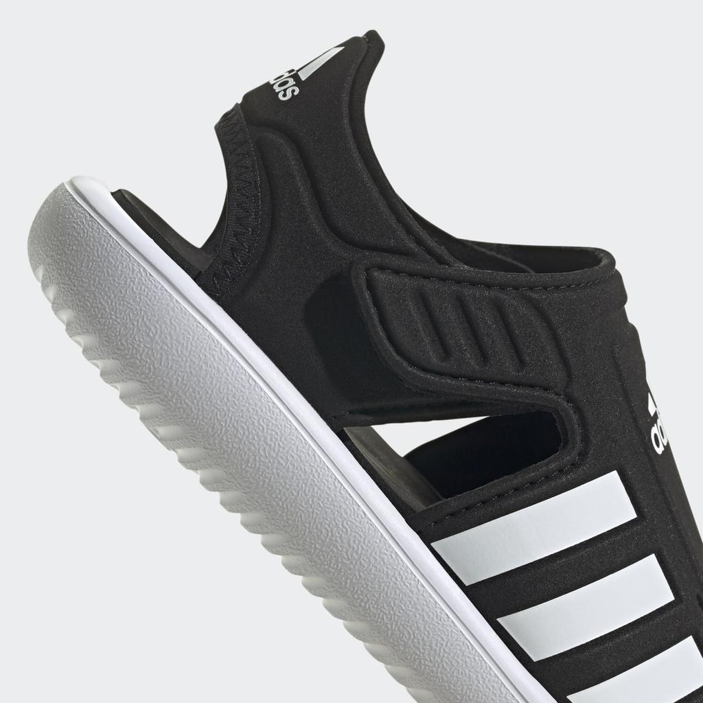 Adidas LWS08 Junior Summer Water Sandals for Boys and Sizes Size Closed-Toe Girls, 17-22cm, Black/White, 22.0cm