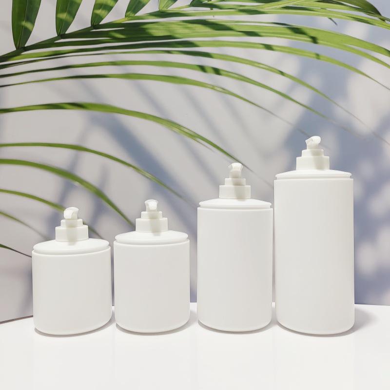 250-500ml Large Round Bottles for Shampoo, Hand Sanitizer & Shower Gel