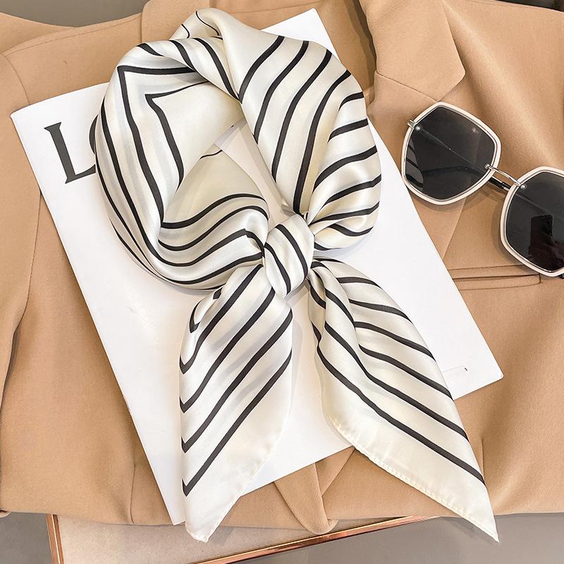 Flower Silk Square Scarf Women Satin Shawl Wrap Hijab Female Hair Band Wrist Luxury Headkerchief 70*70cm Echarpe Bandana