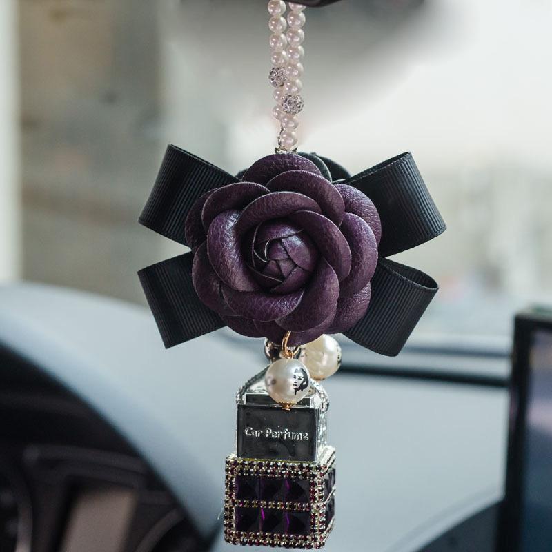 Очаровательный бриллиантовый кристалл камелии, цветок автомобиля, подвеска в виде флакона духов, женские блестящие стразы, автомобильное зеркало, подвесные украшения для девочек