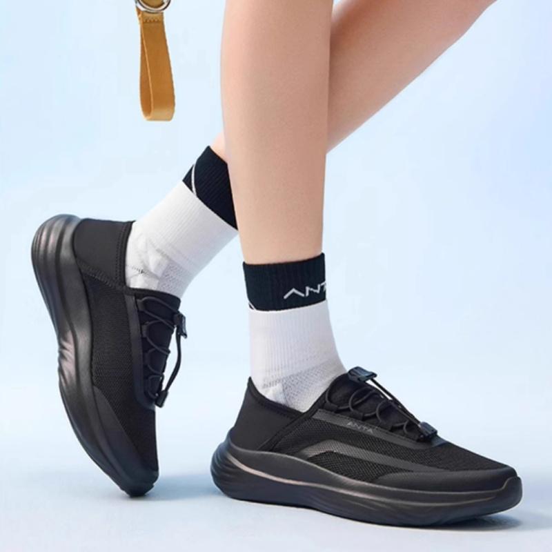 Anta Slip Resistant, Abrasion Resistant, Height Increasing Low top Casual Shoes Women's Black 922527776-1