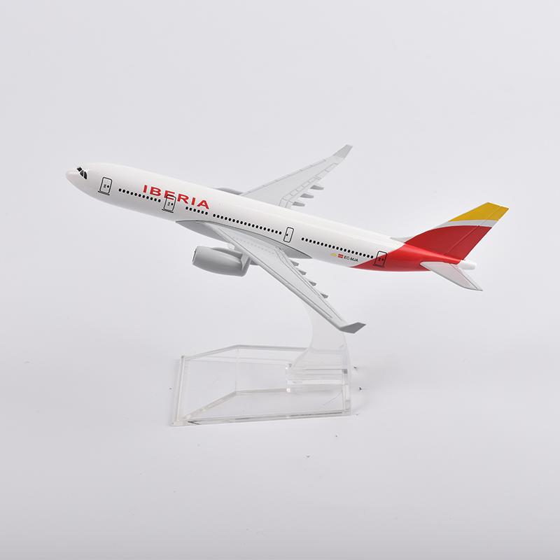 Масштаб 1/400 16 см Модель самолета Airbus A330 авиакомпании Iberia (Испания) Литой металлический самолет