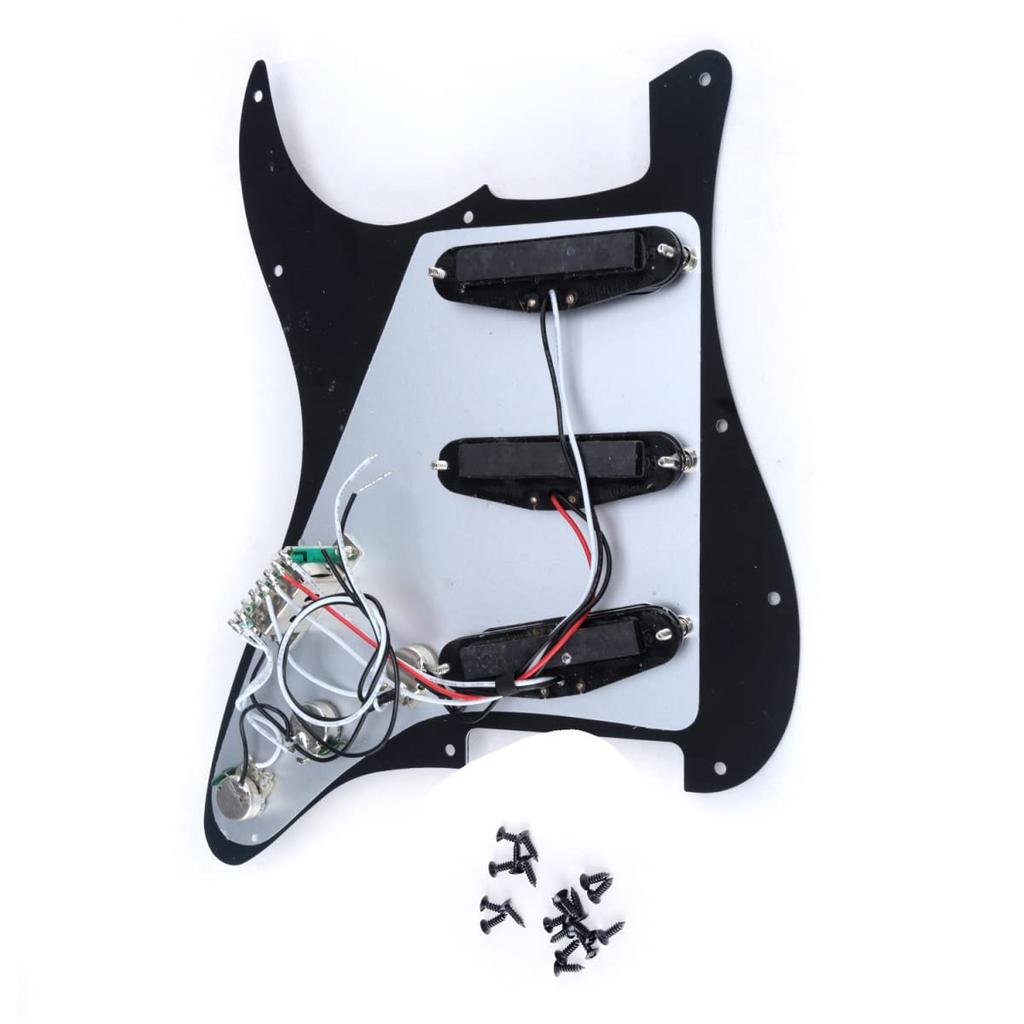 Musiclily Basic ST Pickguard for Fender Stratocaster Electric Guitar with SSS Pickup Set 11-Hole Pre-Wired Single-Coil Set, Black, 3-Piece