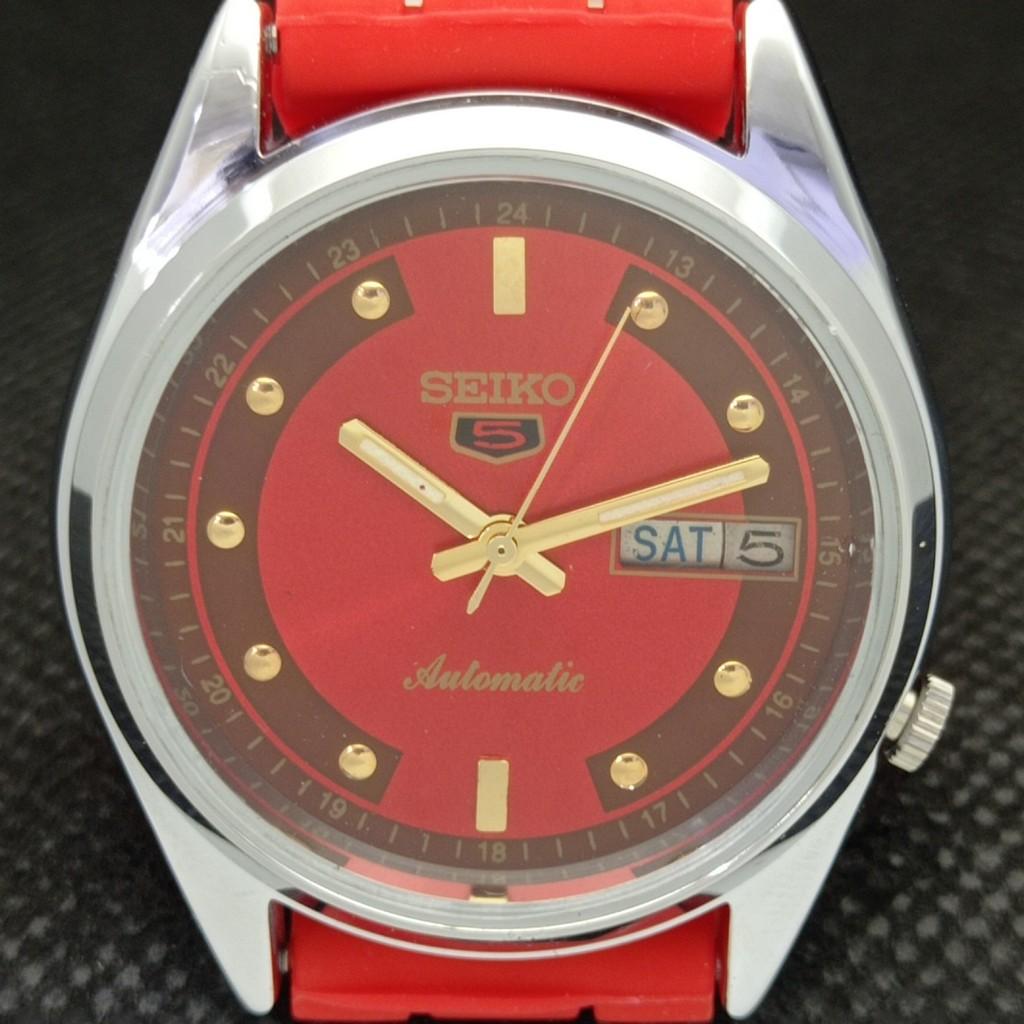 ВОССТАНОВЛЕННЫЕ ВИНТАЖНЫЕ МУЖСКИЕ ЧАСЫ SEIKO 5 AUTOMATIC JAPAN D/D RED 593a-a311236-9