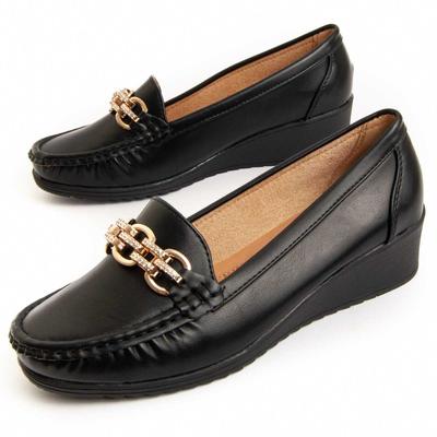 Женская обувь – Женские мокасины