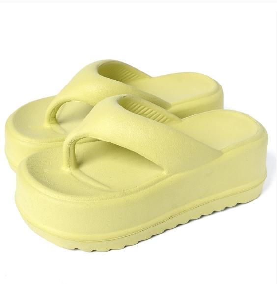 Модные летние тапочки для женщин, резиновые шлепанцы, платформа, пляжные сандалии, низкая мода, гавайские сабо с массажем, 2024