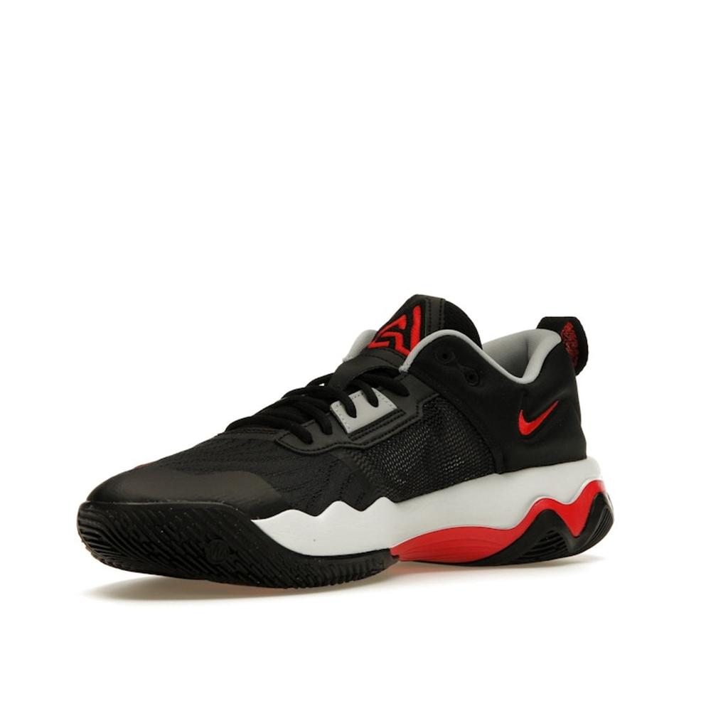 Nike Кроссовки унисекс Giannis Immortality 3 Double Trouble Black Pure-Platinum Wolf-Grey DZ7533-004