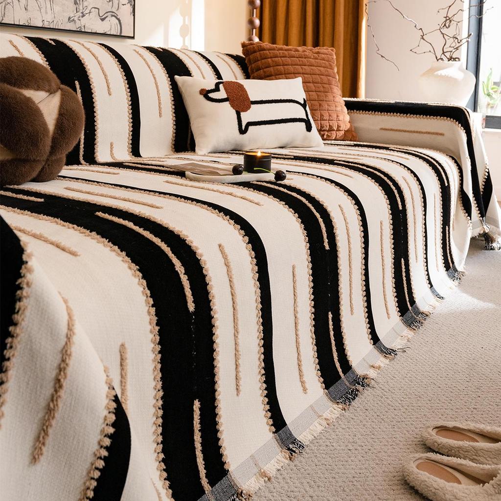Four Seasons Universal Non-Slip Leather Sofa Cover Blanket