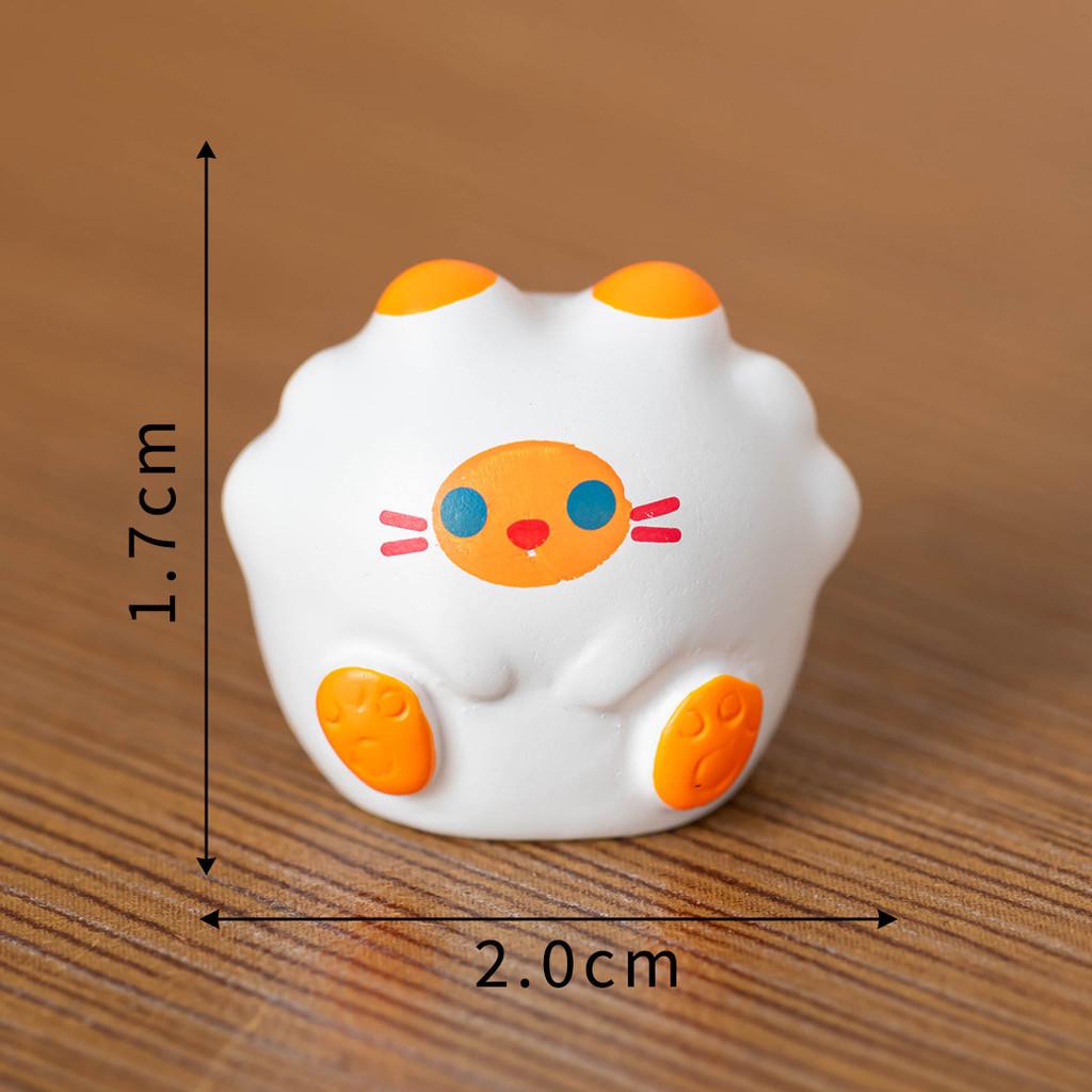 Милая фигурка кошки из смолы с мультяшным дизайном для декора стола в машине и идея для подарка