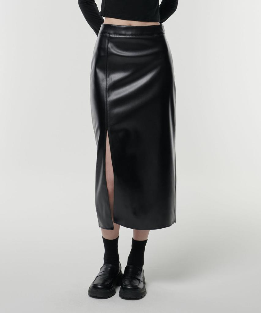 Musinsa Standard Woman Women'S Synthetic Leather Slit Long Skirt [Black]