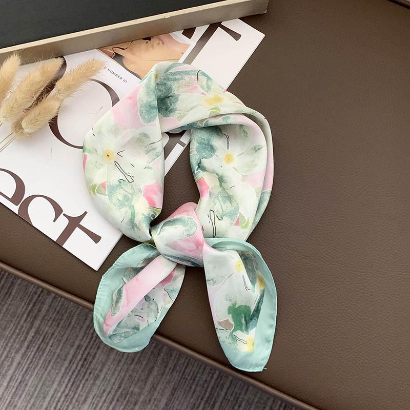 Retro 70*70 Square Scarf Colorful Silk Scarf Women Neck Scarf All-Match Shawl Trendy Headscarf Women'S Accessories Gifts