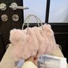 2024 Trendy Handheld Plush Cloud Bag: Furry Chain Crossbody for Women, Perfect for Autumn/Winter