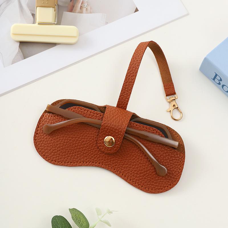 Fashionable Retro Myopia & Sunglasses Case with Portable Buckle - Simple Glasses Storage Bag