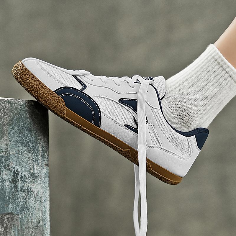 High Quality New Lace-up Men Jogging Shoes Flat Outdoor Walking Luxury Skateboard Man Casual Sneakers Mesh Breathable Retro 46