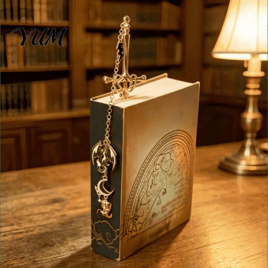 Декоративные книжные аксессуары для домашней библиотеки, Закладка «Луна и Дракон», Металлические креативные нескользящие устойчивые скрепки-маркеры для страниц, Художественно выгравированные