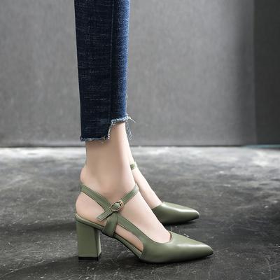 Новые стильные туфли на высоком каблуке с заостренным носком, односложные босоножки на толстом каблуке с пряжкой, модная и универсальная женская обувь