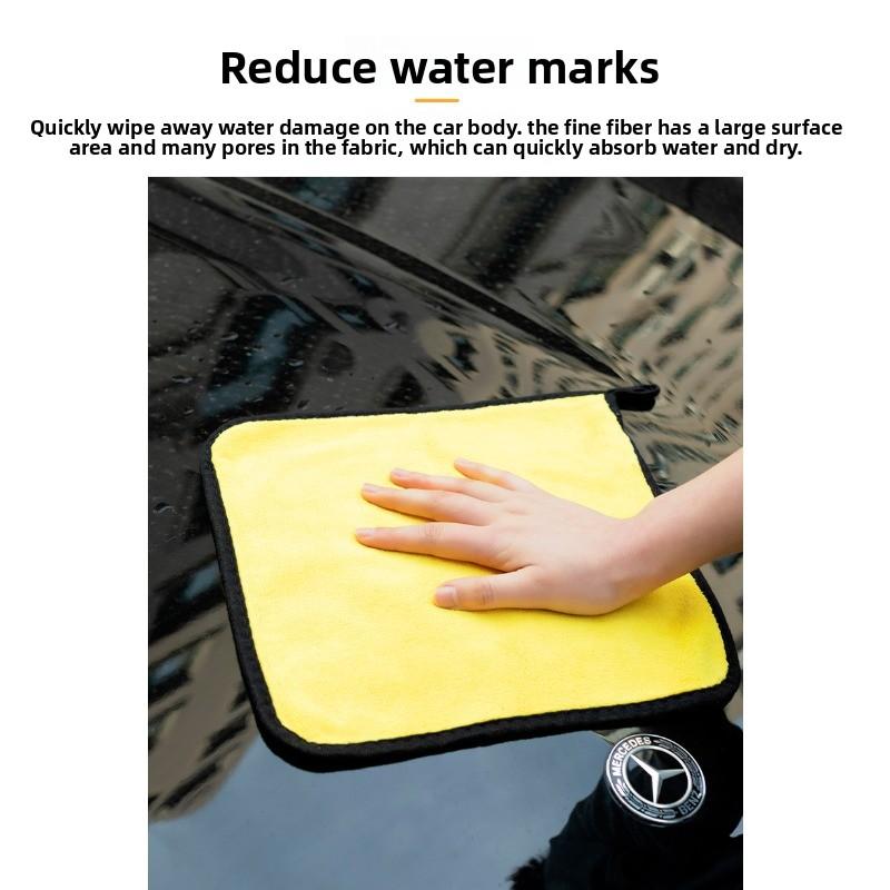 Абсорбирующее стекло и полотенце для чистки автомобиля