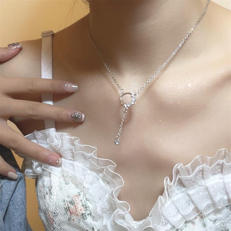 Womens 2026 Light Luxury Small Clavicle Necklace Geometric Pendant