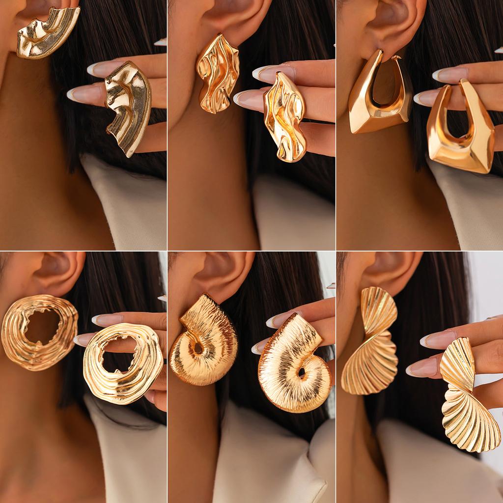 Fashion Versatile Fan Irregular Stud Earrings Women's Alloy Conch Folded Earrings Earrings