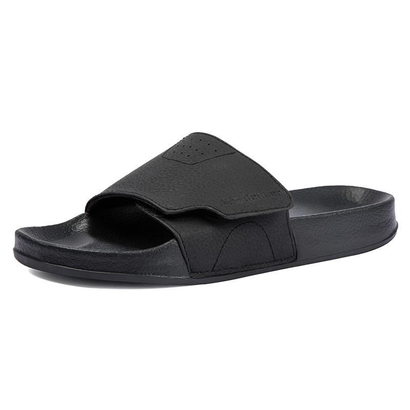 New Men Thick Bottom Slippers Platform Bathroom Slides Non Slip Trend Designer Shoes Female Beach Shoes Flip Flops Men Sandals