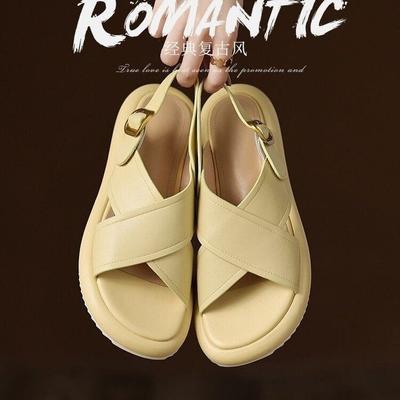 Летние новые сандалии на плоской подошве 2024 года, нескользящие, удобные, с мягкой подошвой, повседневные шлепанцы, открытые сандалии в римском стиле с открытым носком Zapatos De Mujer