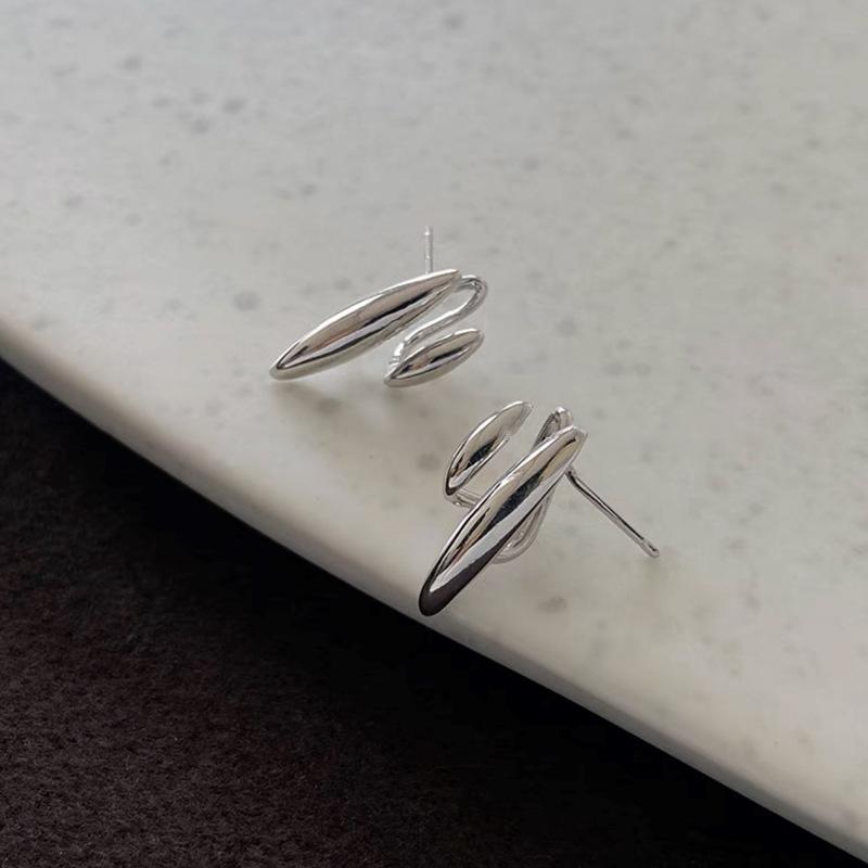 Новинка 2023 года, пятиугольные металлические серьги-гвоздики для женщин и девочек, новые готические серьги в стиле панк Y2K, съемные простые серьги